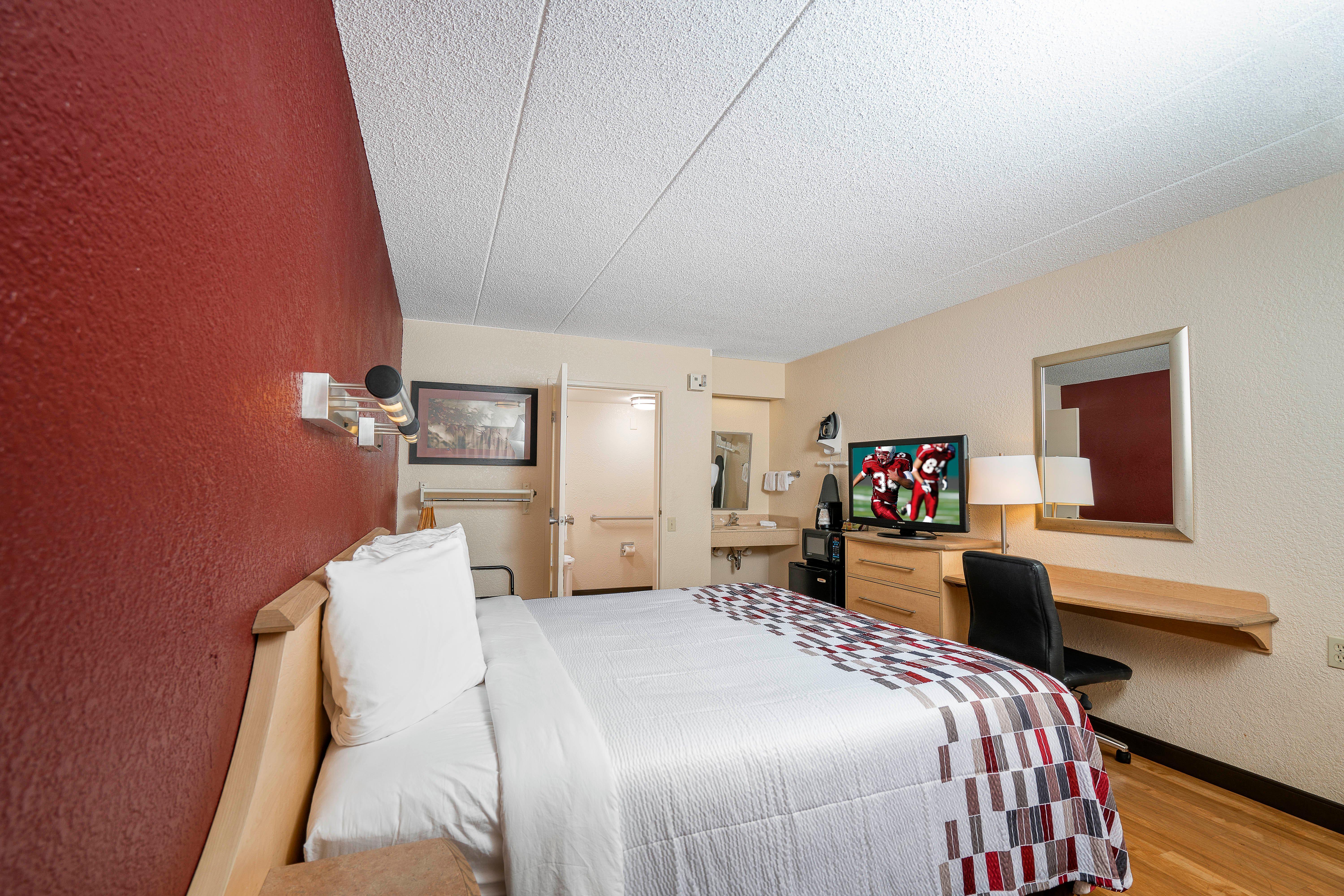 Red Roof Inn Philadelphia - Oxford Valley Langhorne Exterior foto